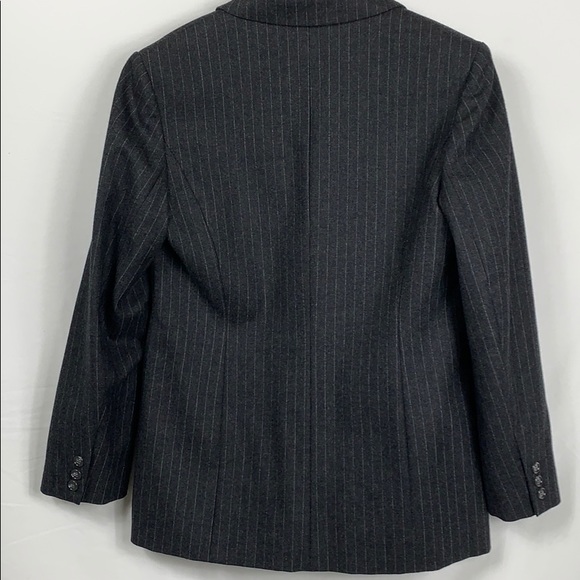 Talbots grey pinstriped blazer size 10. 85% wool - Picture 7 of 7